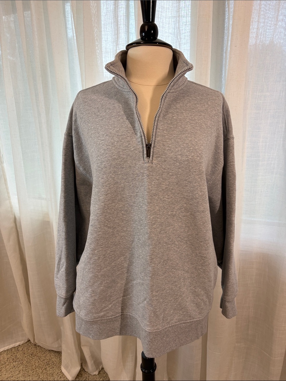 Athleta Kids Light Gray Fleece Jogger Bottoms